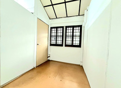 Jurong West Street 92 (D22), Shop House #584826681